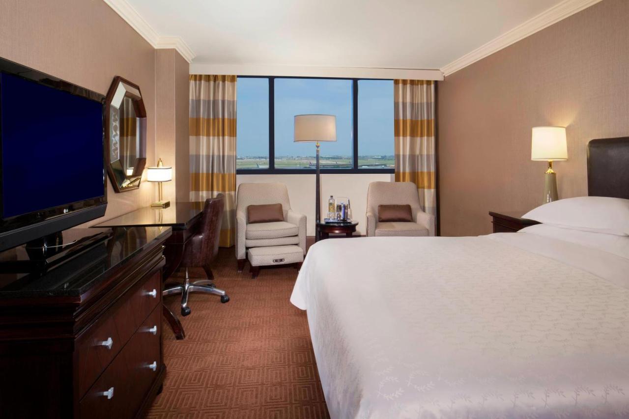 Sheraton Dfw Airport Hotel Irving Exterior photo